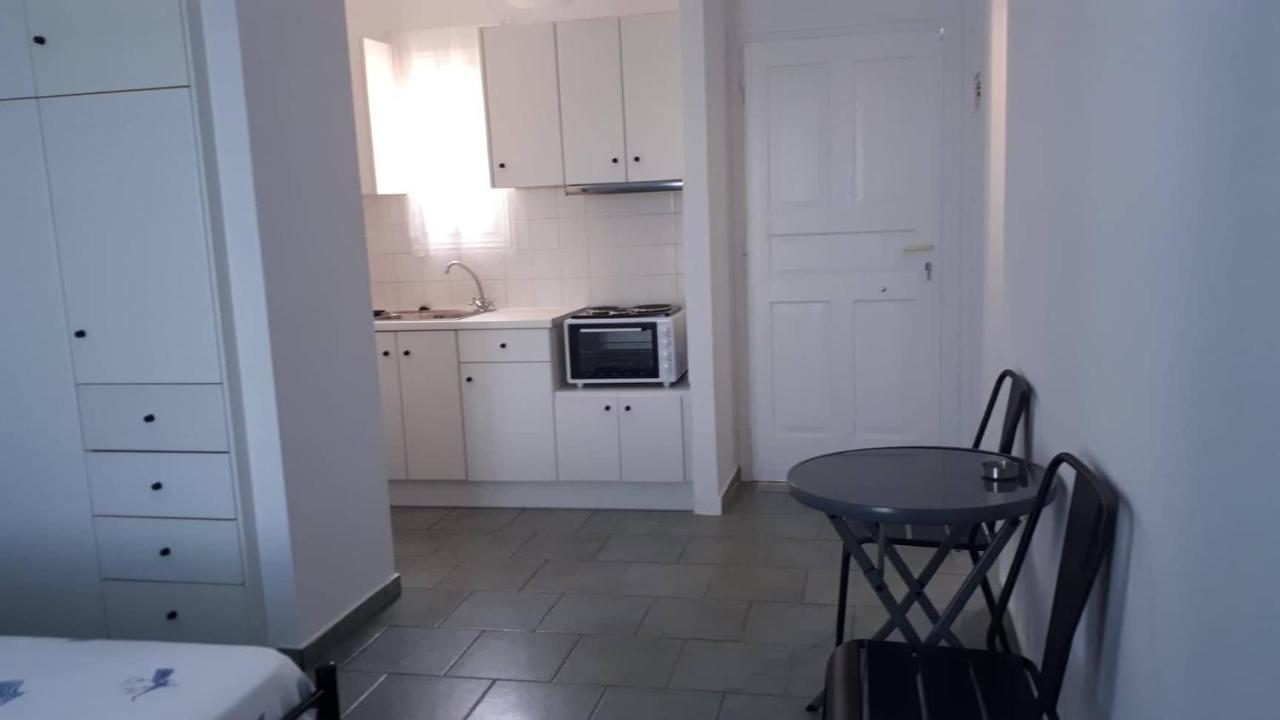 Ammonitis Apartamento Livadi (Serifos)